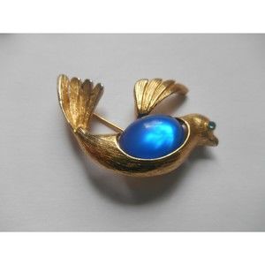 Vintage Sarah Coventry Blue Flying Bird Jelly Belly Gold Pin Brooch Signed SC